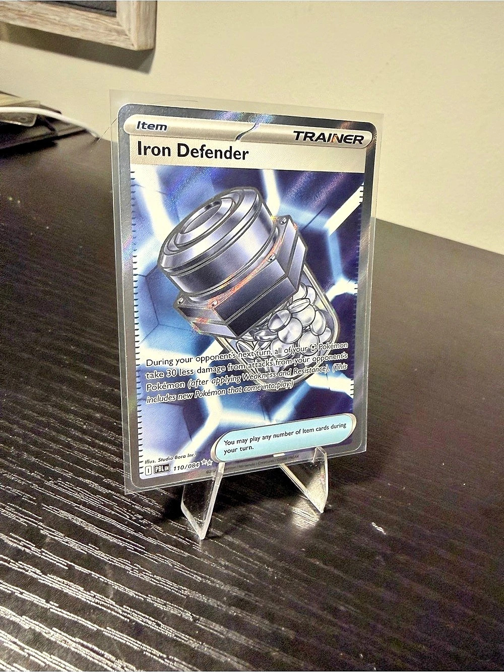 Pokémon Iron Defender Holo Full Art Trading Card